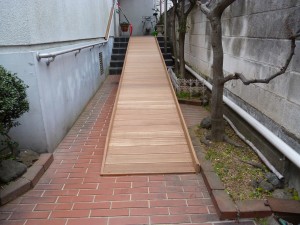 設置完了後のスロープ